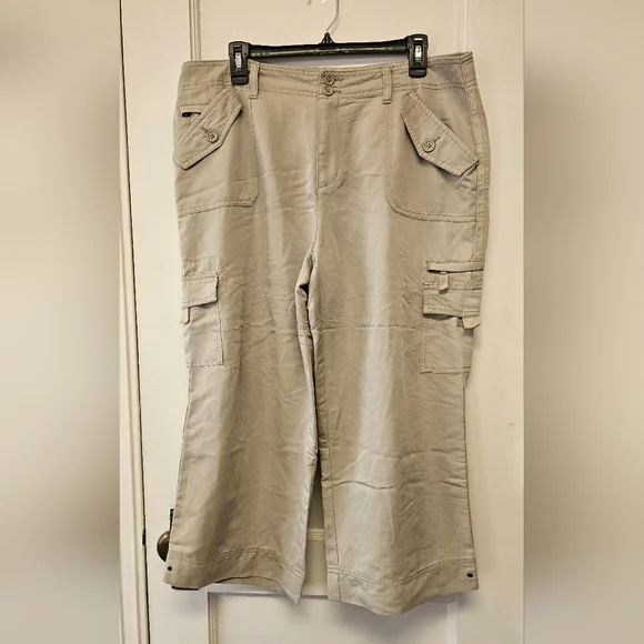 Caribbean Joe Womens Clam Digger Capri Pants in Light Khaki - Picture 1 of 6